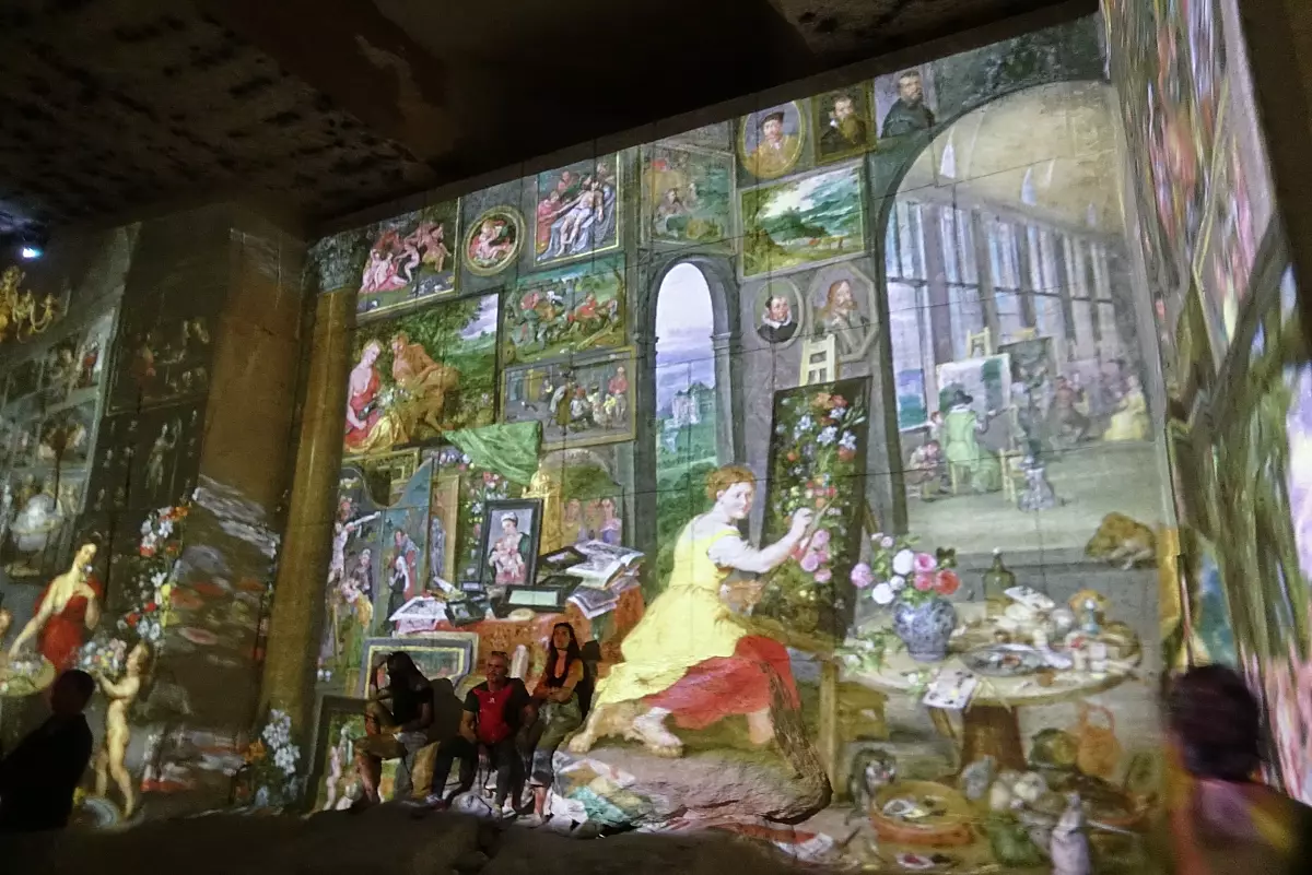 49T-carrieres_de_lumieres